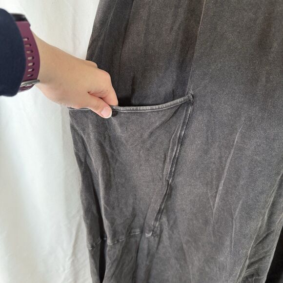 Free People Movement Jumpsuit Women's Medium Grey Sleeveless Zip Pocket Pullover - Picture 7 of 11